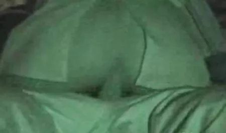 Menarik remaja menunjukkan dirinya yang paling intim xxx vidio vorno tempat