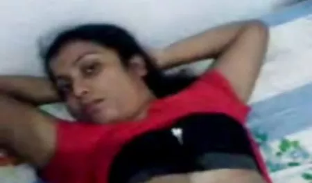 April video sex artis biru adalah jarak dekat Masturbasi