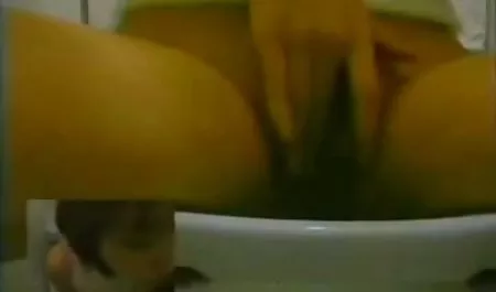 Pasangan Mesum untuk wajah - dia akan video selingkuh xxx memungkinkan untuk cum di wajahnya.