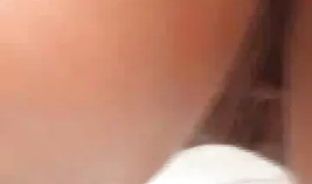 Ini milf tahu bagaimana vidio xxx teen untuk meniup