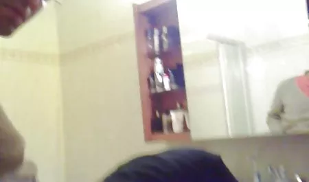 Rolls saya mencoba anal dengan video sek mom tetangga-tetangga saya