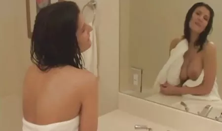 Anda vidio sex gratis merasa tangan saya di seluruh kemaluannya?