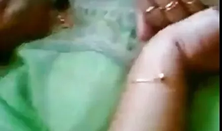 Sempurna cewek seksi dengan wajah imut, vidio porna menunjukkan keterampilan anda